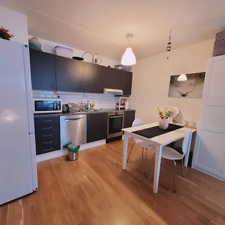 Spacious Private With Private Kitchen & Shared Bathroom منزل للإقامة أوسلو